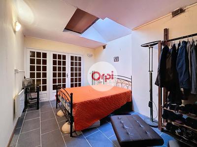 Maison - 161 m² - 5 pièces