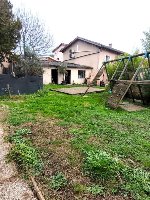 Appartement - 87 m² - 3 pièces