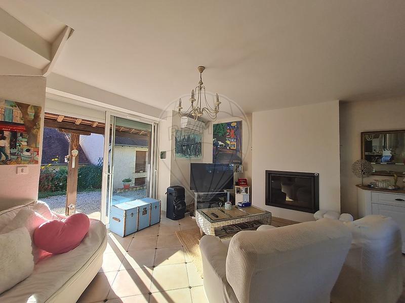 Maison - 186 m² - 5 pièces