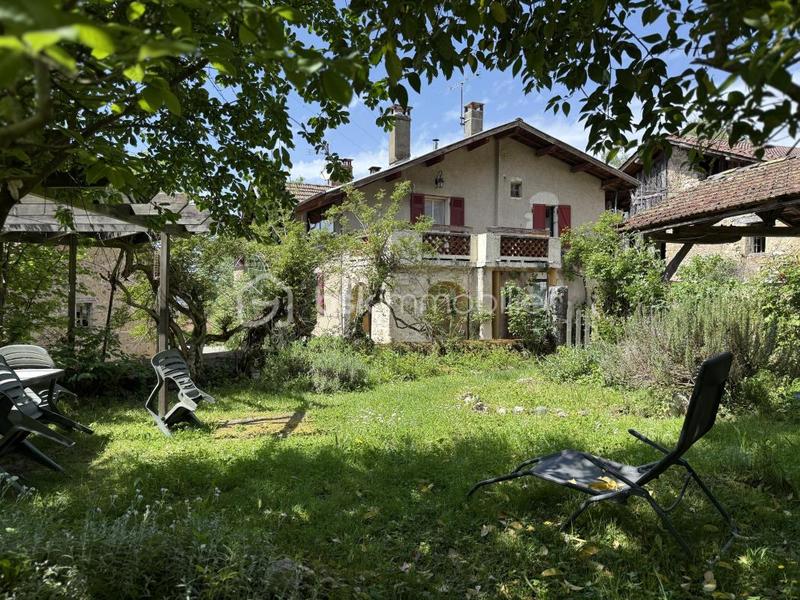 Maison ancienne - 137 m² - 5 pièces