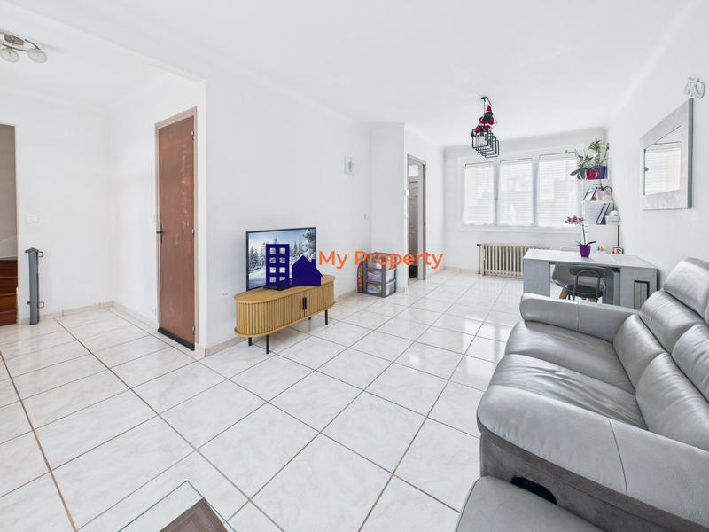 Maison - 87 m² - 4 pièces