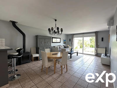 Maison - 122 m² - 7 pièces