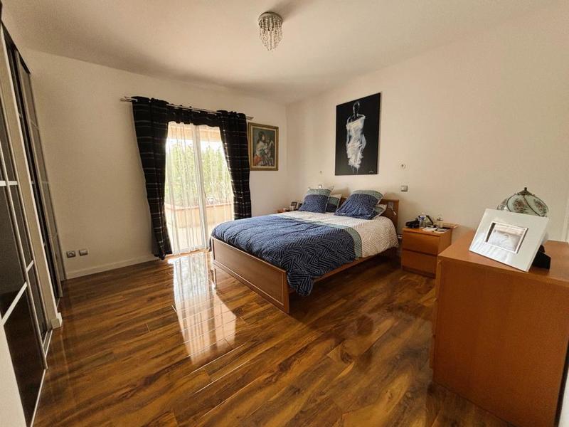 Maison - 254 m² - 6 pièces