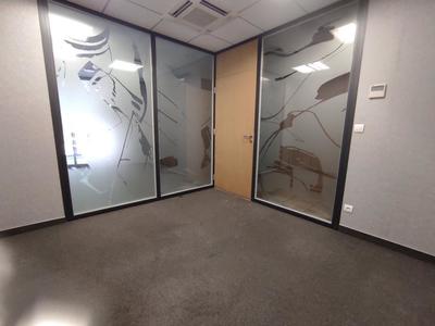 Local commercial - 56 m² - 4 pièces