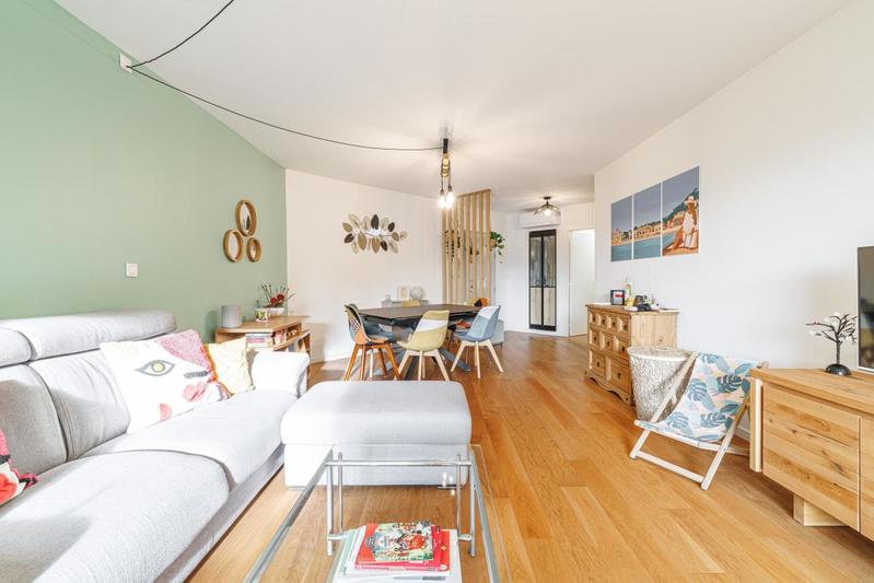 Appartement - 76 m² - 3 pièces