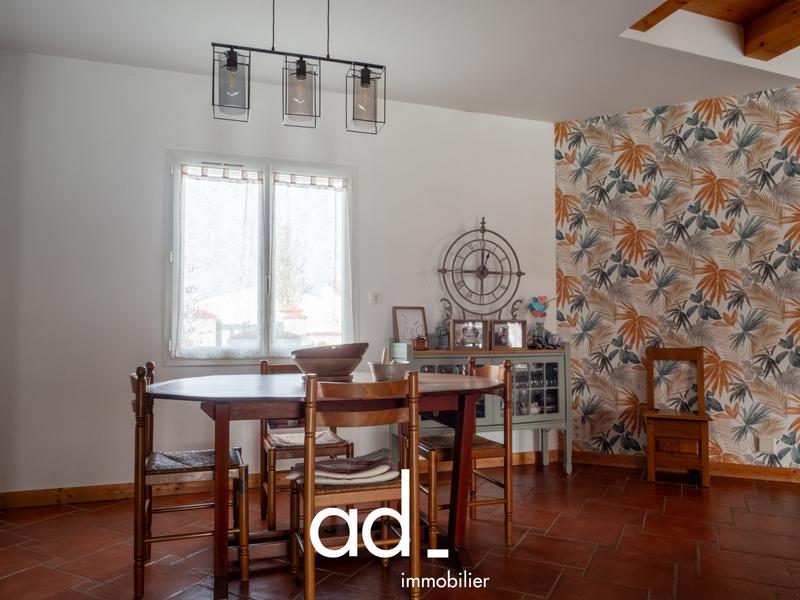 Maison - 178 m² - 6 pièces