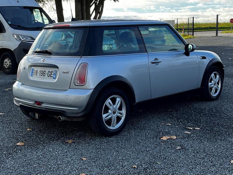 Mini Cooper 1.6 90cv