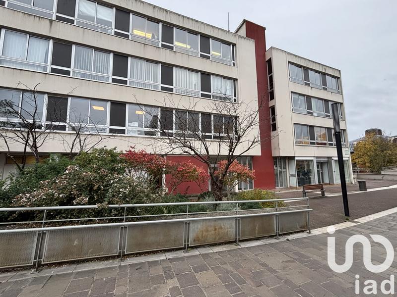 Immeuble - 1 369 m²