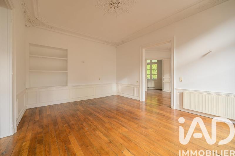 Appartement - 146 m² - 6 pièces