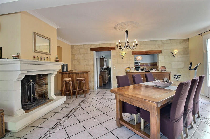 Maison - 150 m² - 4 pièces