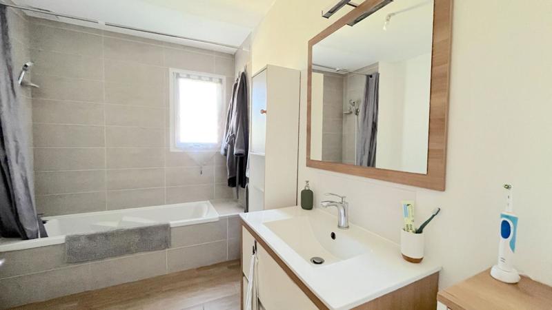 Maison - 79 m² - 4 pièces