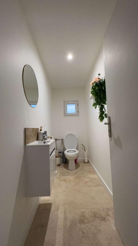 Maison - 162 m² - 8 pièces