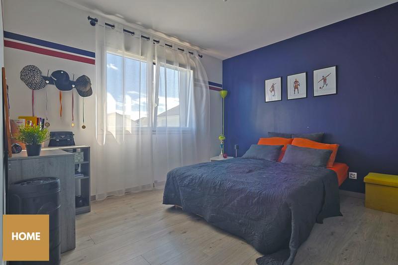 Maison contemporaine - 163 m² - 6 pièces