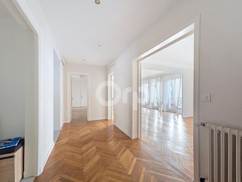 Appartement - 138 m² - 4 pièces