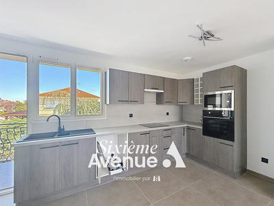 Maison - 126 m² - 5 pièces