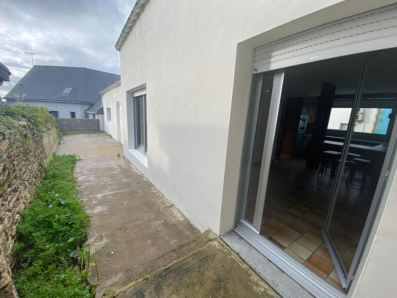 Maison - 96 m² - 4 pièces