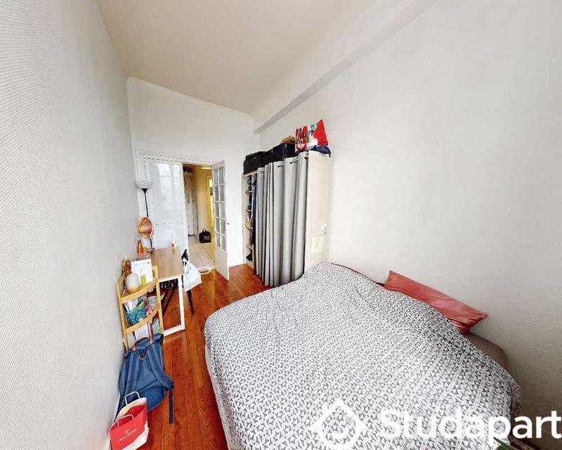 Chambre - 50 m² - 1 pièce