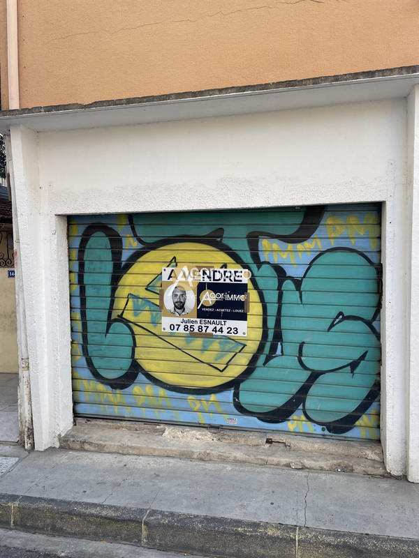 Parking / Garage - 18 m²