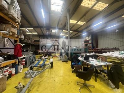 Entrepôt - 600 m²