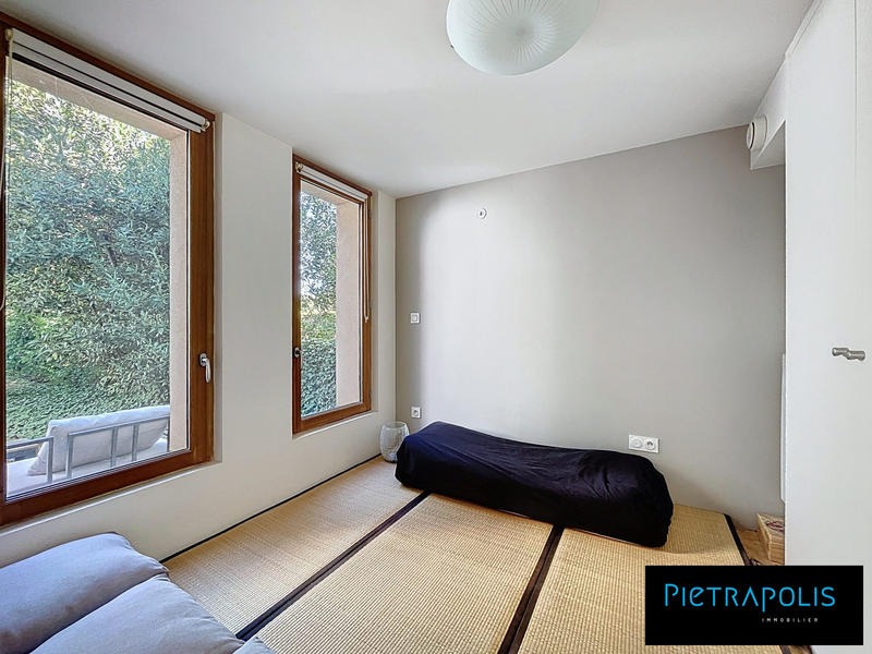 Appartement - 87 m² - 4 pièces