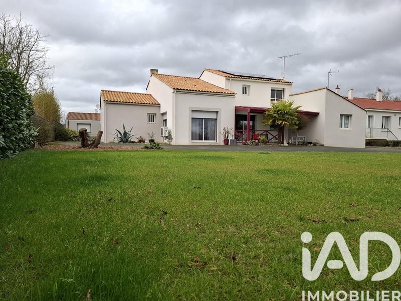 Maison - 140 m² - 7 pièces