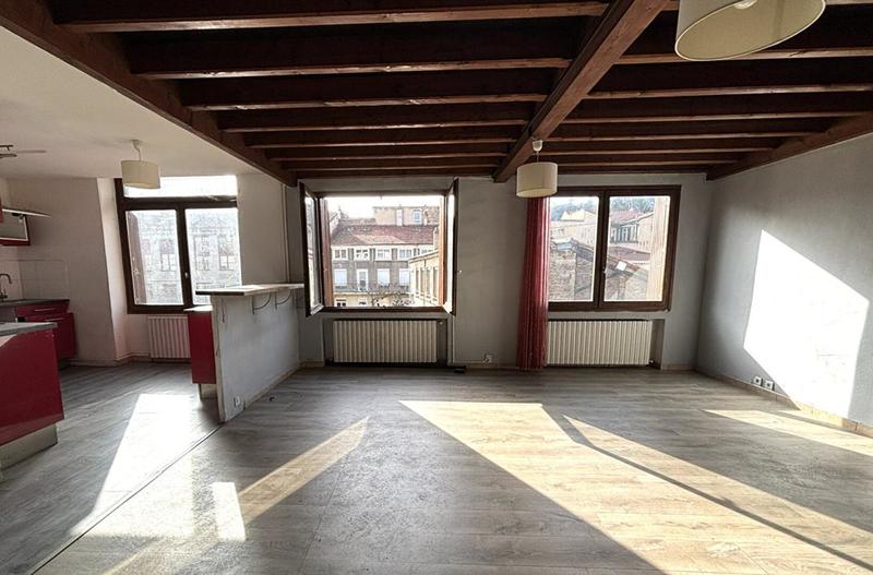 Appartement - 80 m² - 4 pièces