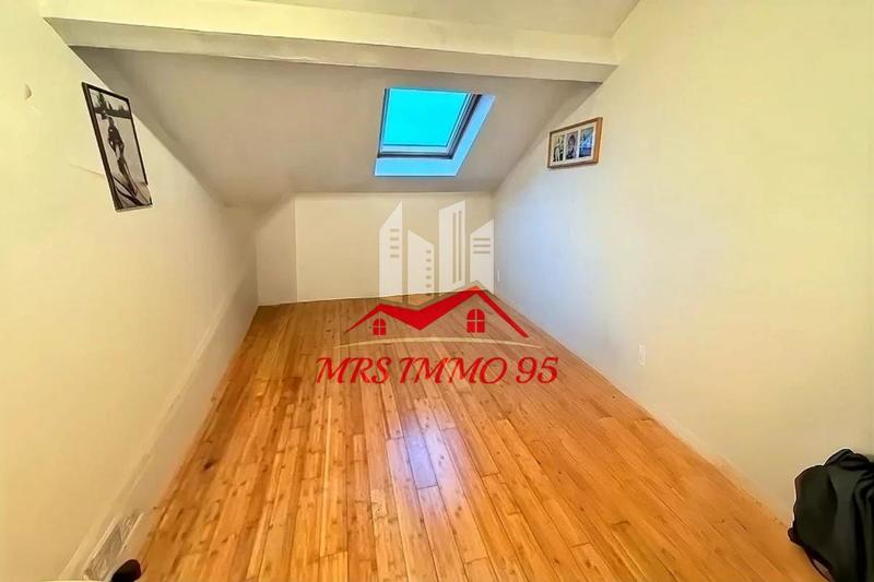 Maison - 117 m² - 7 pièces