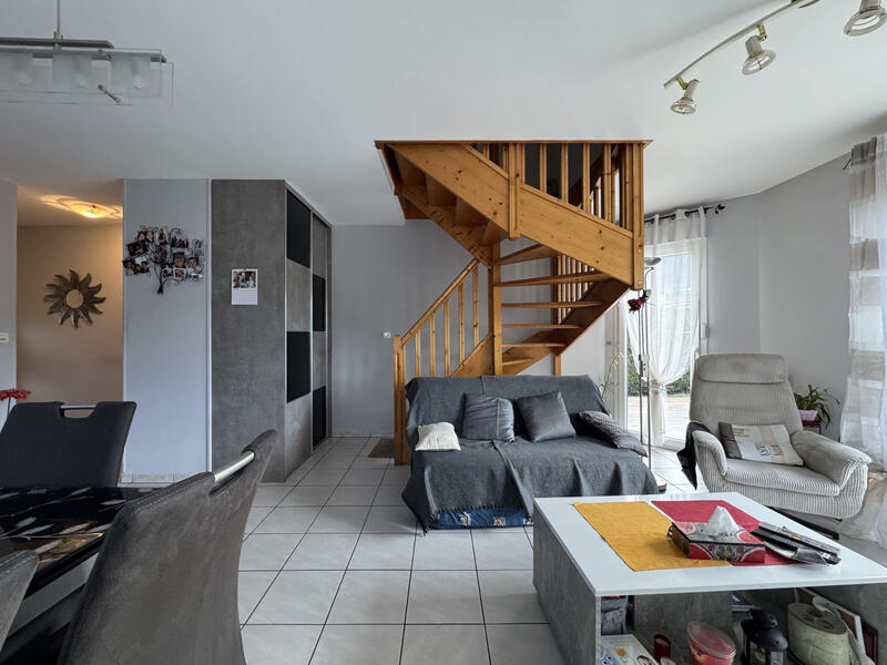 Maison - 69 m² - 5 pièces