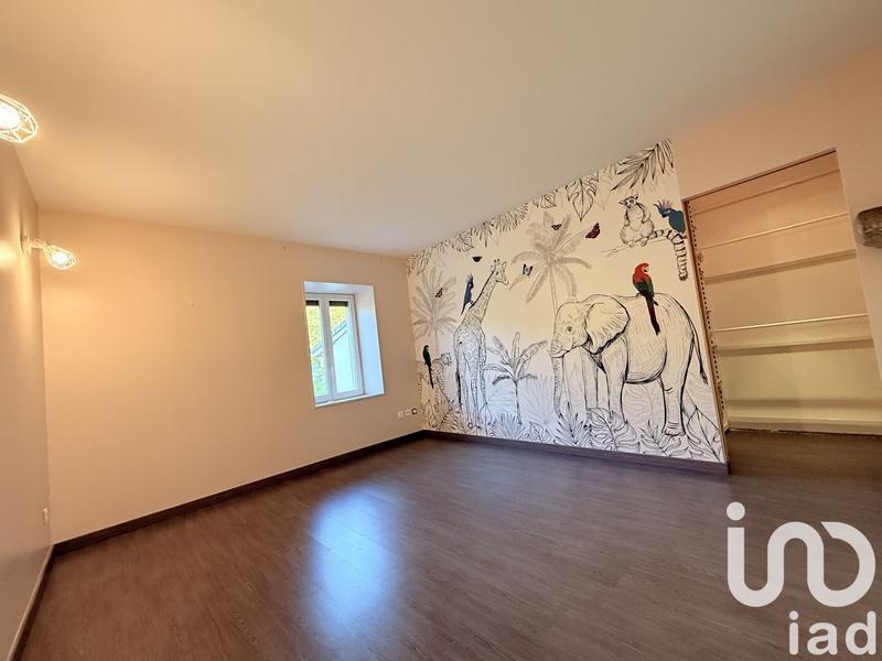 Maison de village - 210 m² - 8 pièces