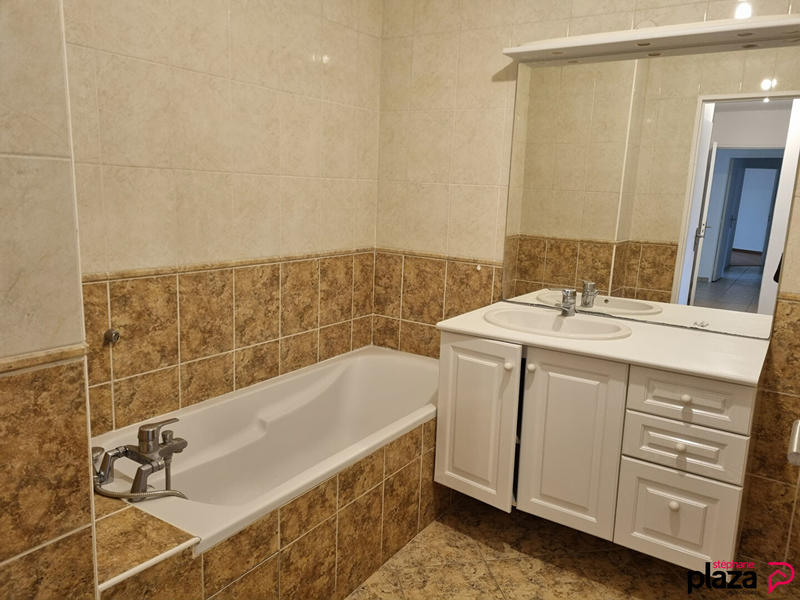 Appartement - 127 m² - 5 pièces