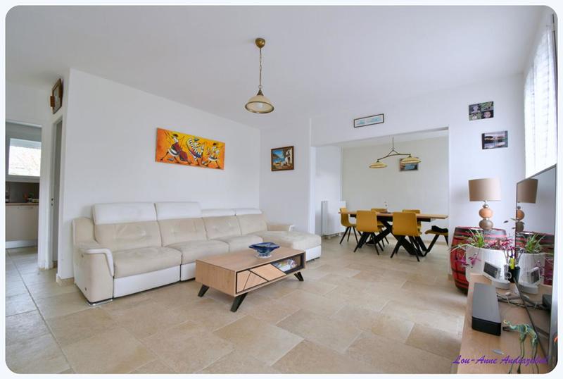 Maison - 97 m² - 4 pièces