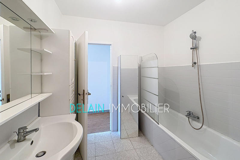 Appartement - 95 m² - 3 pièces