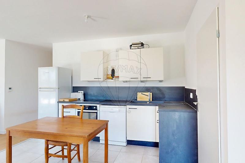 Appartement - 95 m² - 4 pièces