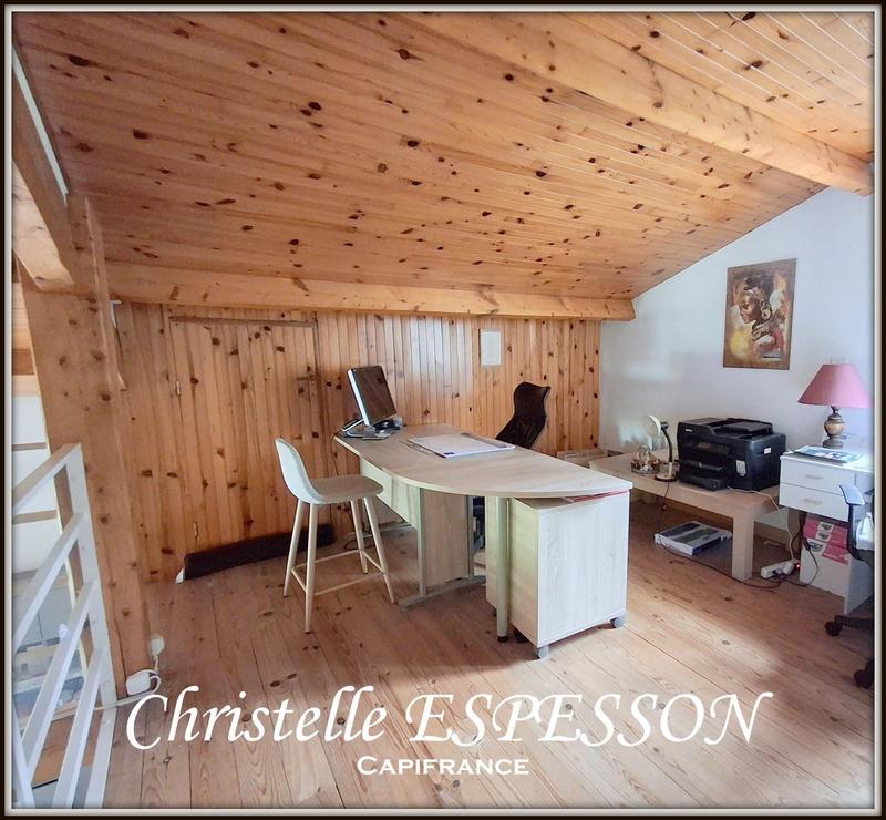 Maison - 180 m² - 7 pièces