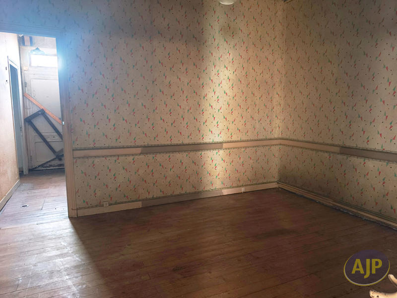 Maison - 98 m² - 4 pièces