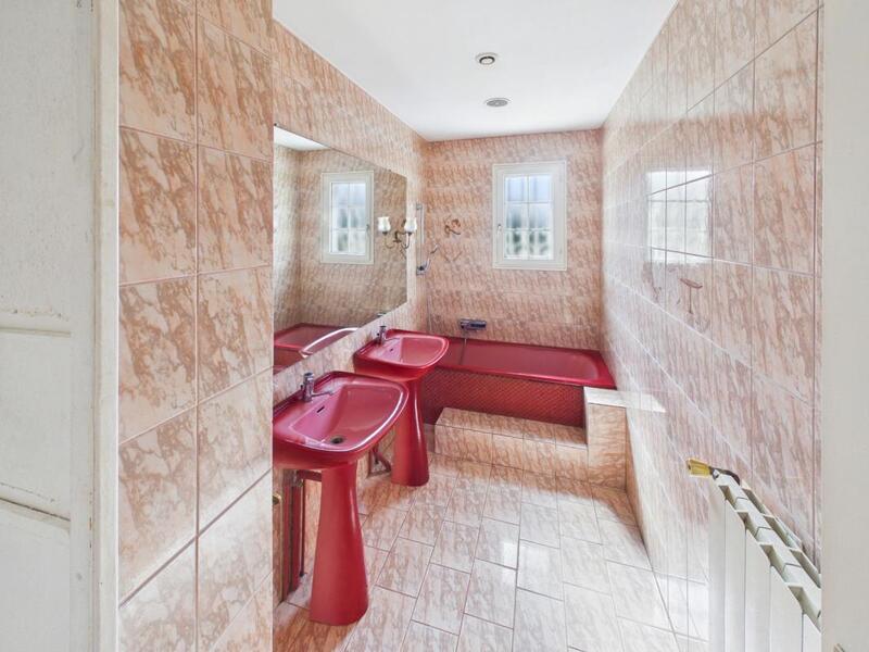 Maison - 153 m² - 5 pièces