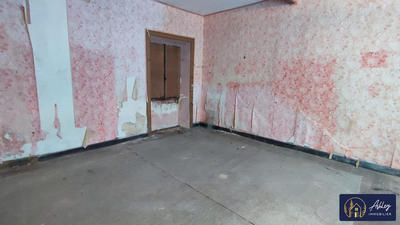 Maison - 104 m² - 6 pièces