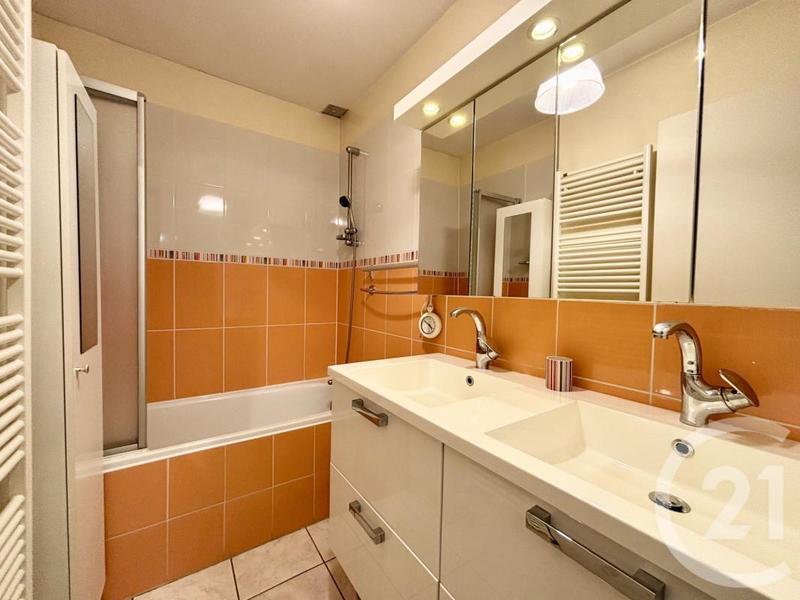 Maison - 139 m² - 6 pièces