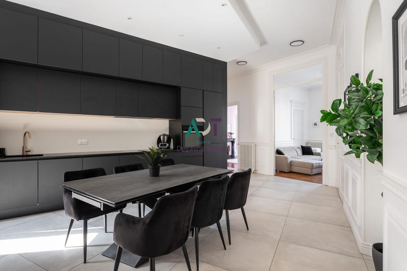 Appartement - 94 m² - 4 pièces