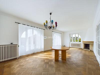 Maison - 128 m² - 7 pièces