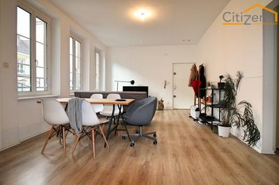 Appartement - 84 m² - 4 pièces