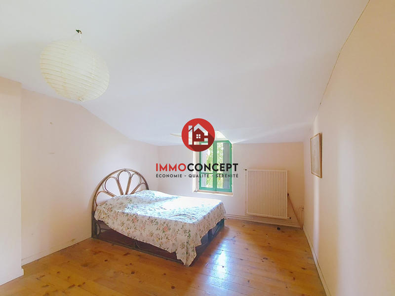 Maison ancienne - 236 m² - 10 pièces