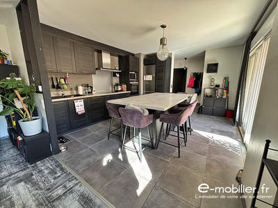 Appartement - 114 m² - 4 pièces