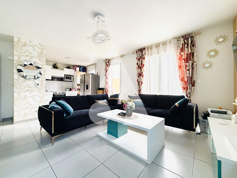 Appartement - 77 m² - 4 pièces