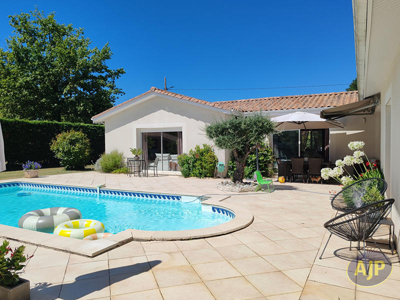 Maison - 173 m² - 5 pièces