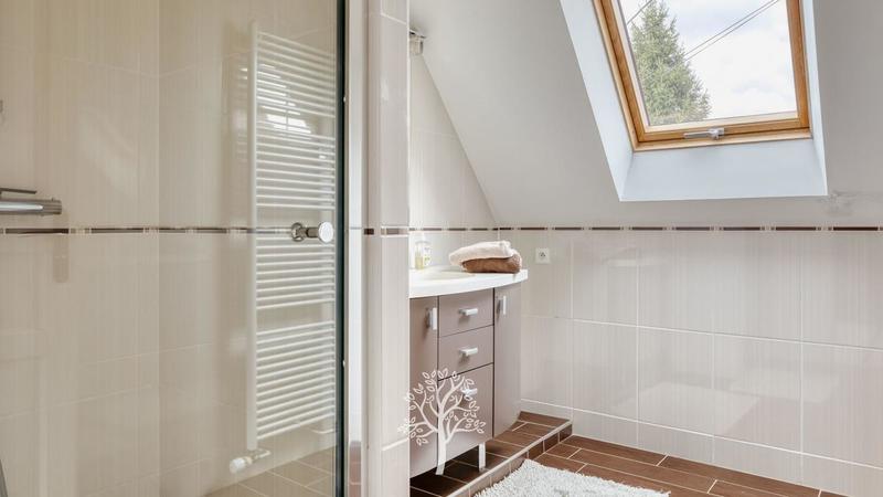 Propriété - 390 m² - 7 pièces