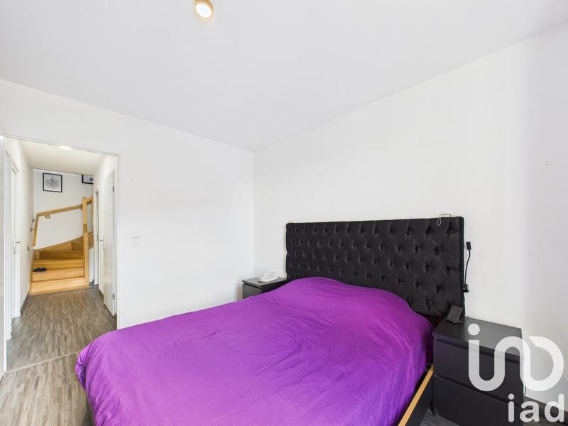 Duplex - 93 m² - 5 pièces