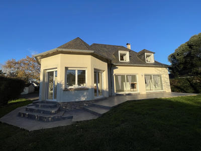 Maison - 141 m² - 6 pièces