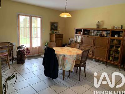Maison - 98 m² - 4 pièces