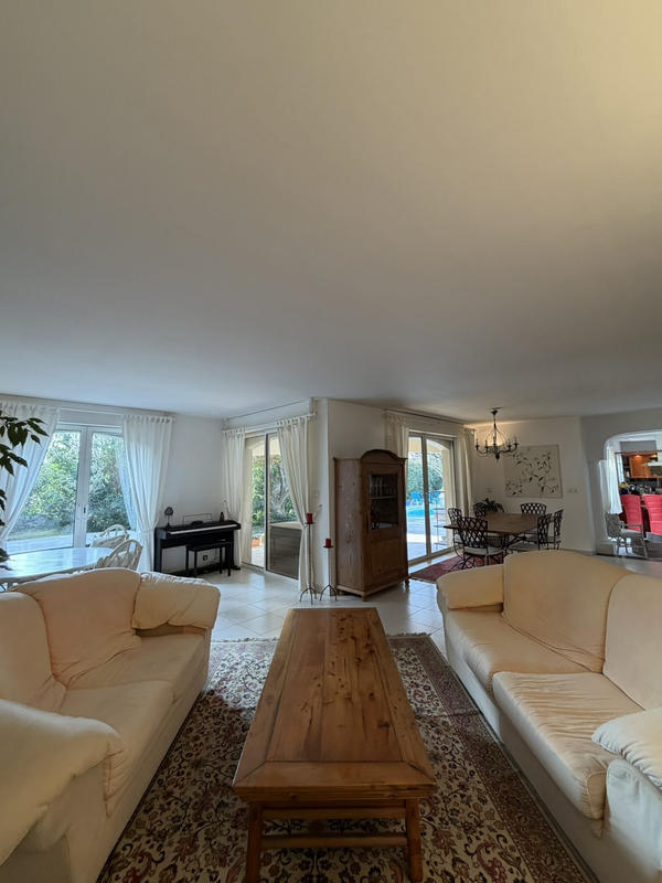 Mas - 198 m² - 7 pièces